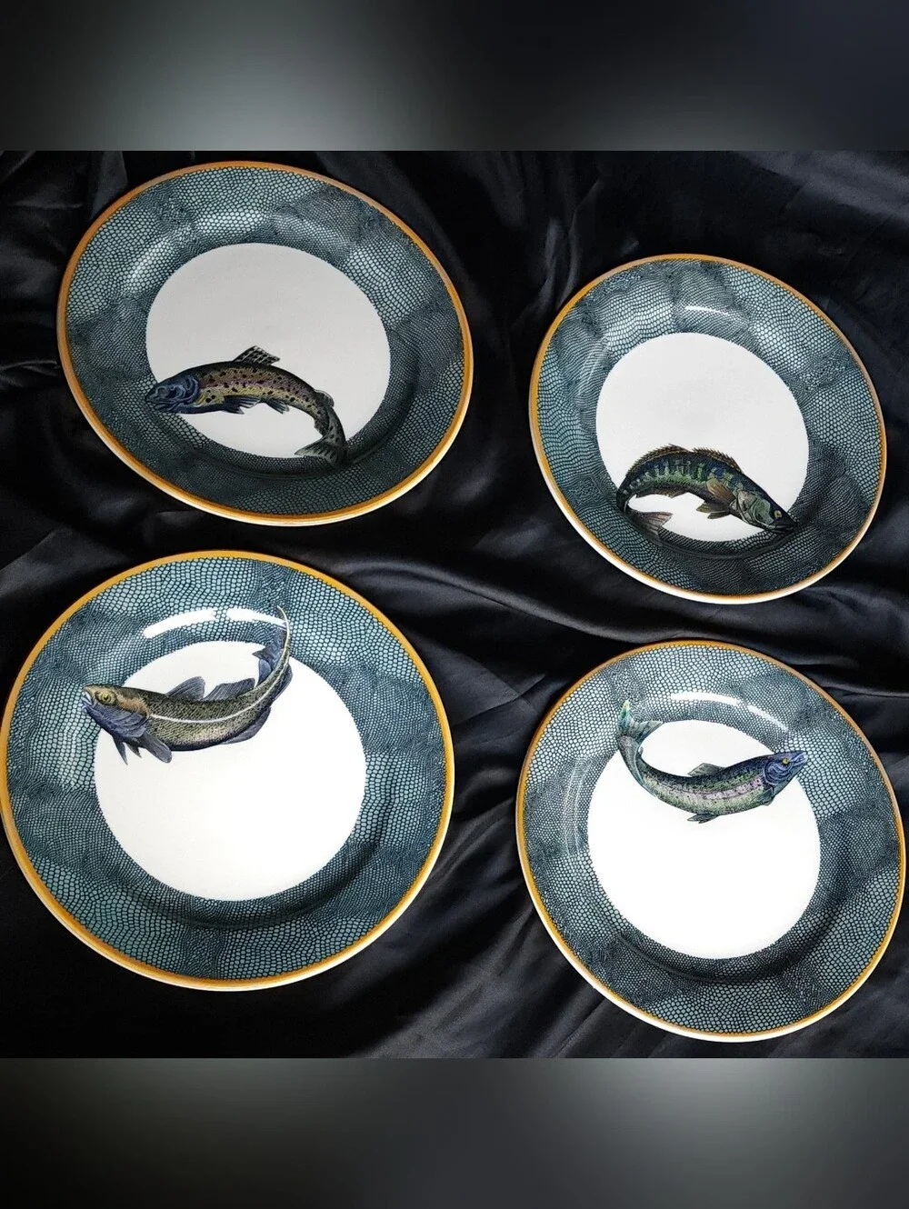 Williams Sonoma English Angler Fish Salad Plates Set of 4 Bass Cod Salmon Trout
